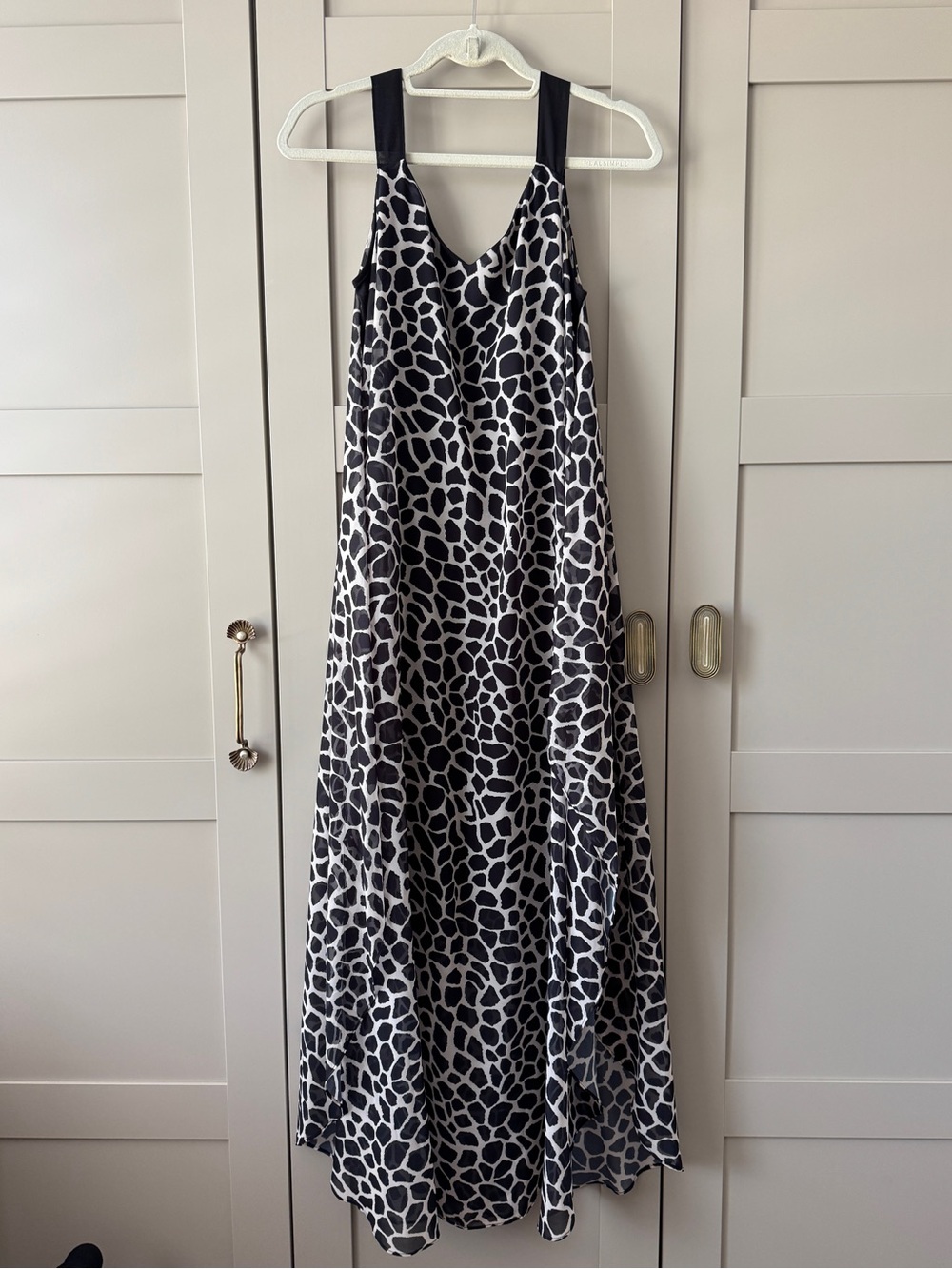 Women’s Maxi Cover-up Beach Ready Frank Lyman Montreal Animal Print Resortwear